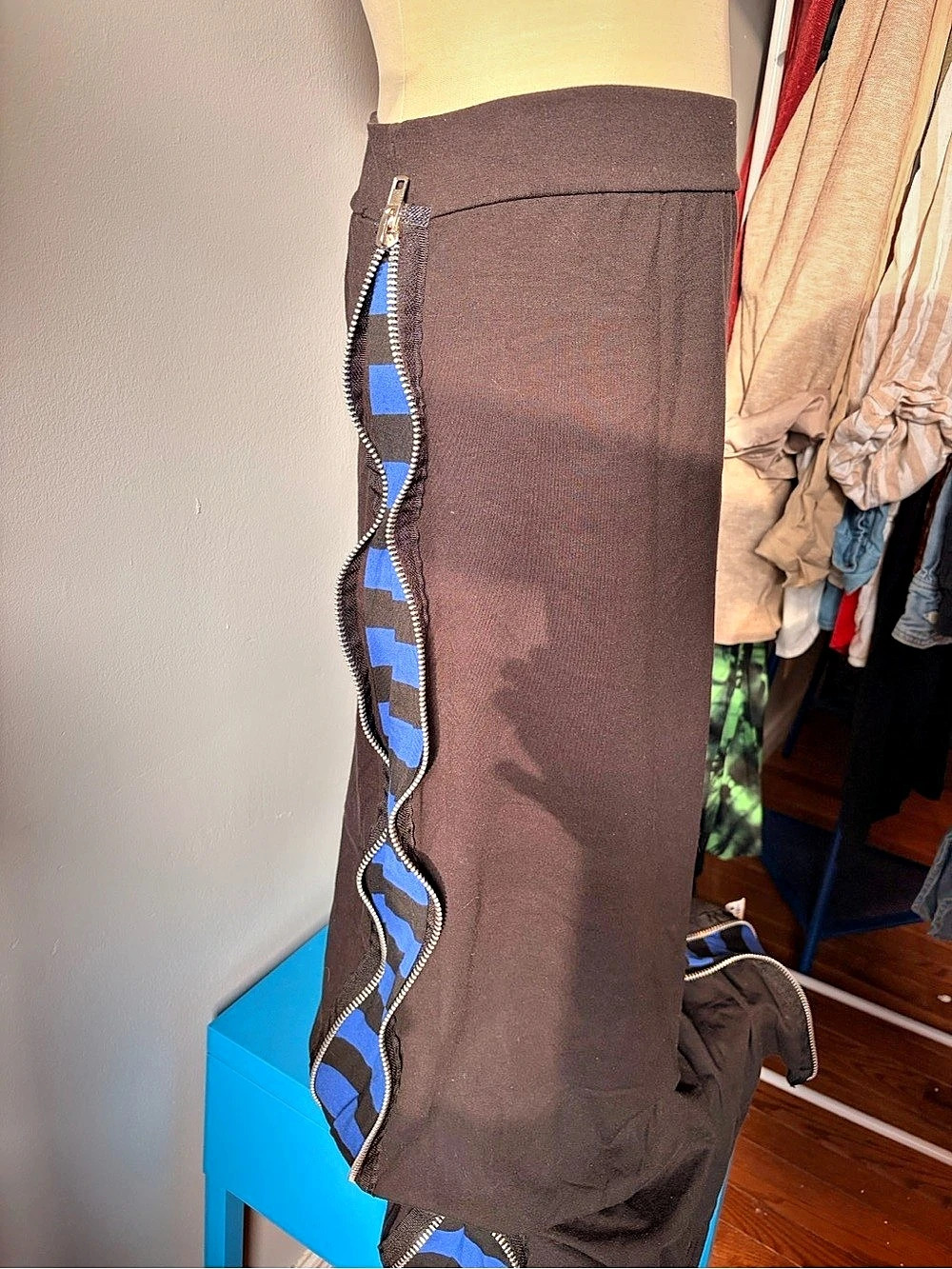 In Vitro Corp vintage 90s maxi skirt